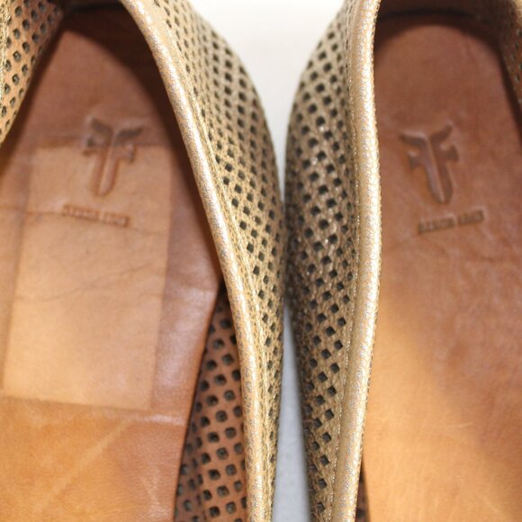 Frye Melanie Rose Gold Perforated Slip On, Size 9 - Picture 5 of 8